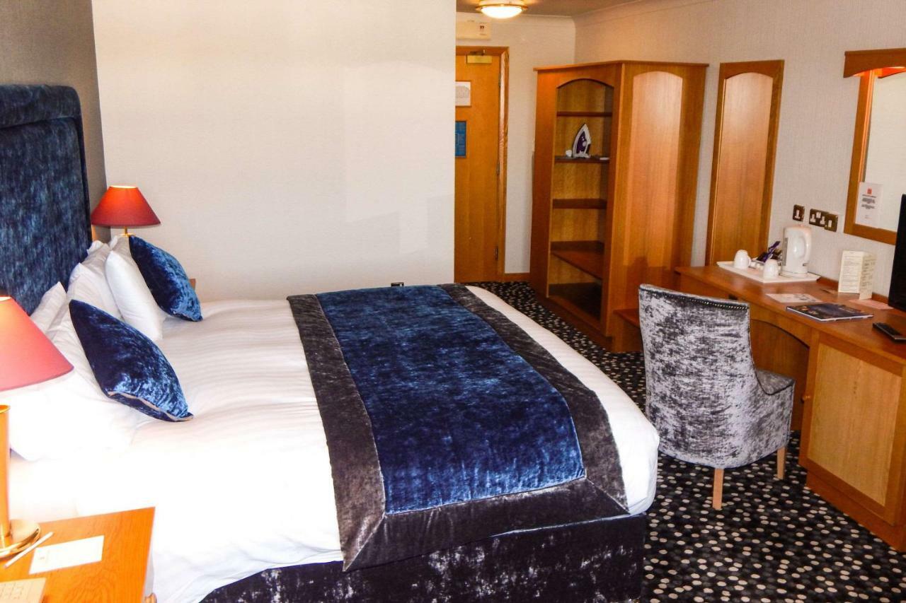 Clarion Collection Hotel Belfast Loughshore Каррикфергус Экстерьер фото